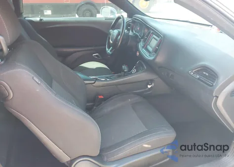 2016 Dodge Challenger Sxt из США, поврежденный, VIN 2C3CDZAG9GH183765